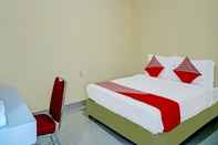 Bedroom Capital O 92364 Hotel Anugerah Soambaton Resto & Waterboom