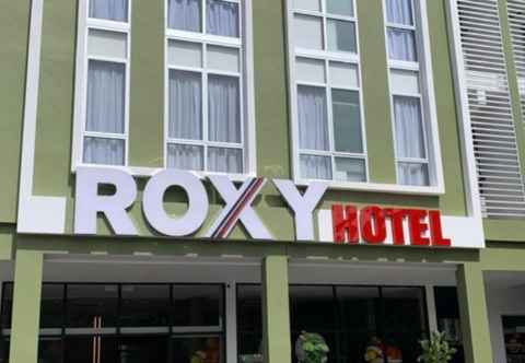 Exterior Roxy Hotel Sri Aman