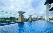 สระว่ายน้ำ 4  Ramada Suites by Wyndham The Straits Johor Bahru