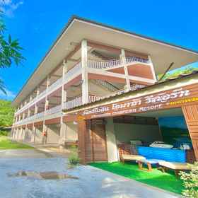 Exterior / Building 1 Chanpailin Omarzaa, โรงแรม & ที่พัก Anyavee Beach Resort Pool 1