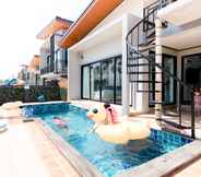 Kolam Renang 2 Sichon Pool Villa