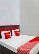 BEDROOM OYO 92384 Homestay Vip