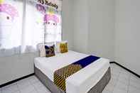 Kamar Tidur SPOT ON 92388 Villa Segi Delapan