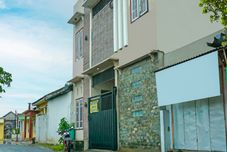 Bên ngoài OYO Life 92394 Namimart Syariah 2