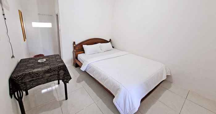 Bedroom SPOT ON 92412 Homestay Eka Fortuna Ranau