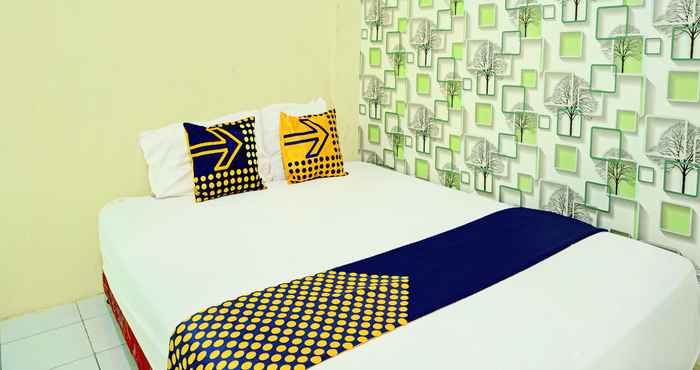 Kamar Tidur SPOT ON 92400 Dhaha Kost Syariah