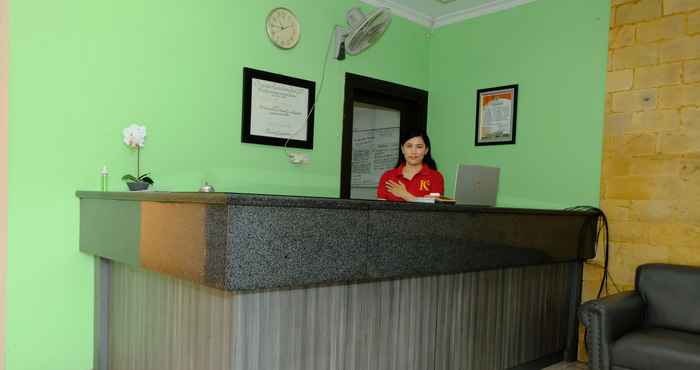 Lobby The Kirana Purnama Semarang