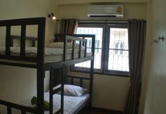 Bedroom 4 First Inn Bangkok