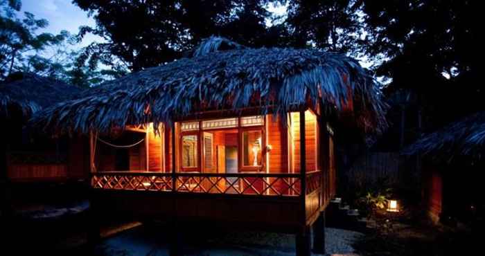 Bedroom Raja Laut Dive Resort