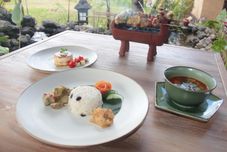 餐厅 De Klumpu Bali Eco Tradi Stay