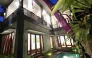 Swimming Pool 2 Villa Kubu Arya