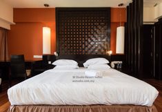 Bilik Tidur 5 W STUDIO RESORT SUITES