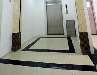 Bangunan 2 Hotel Avenue