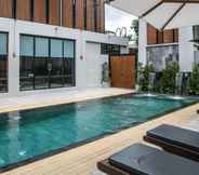 สระว่ายน้ำ 7 Amenity Apartel Samui