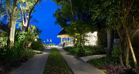 外観 2 Eden Beach Bungalows