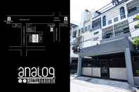 Luar Bangunan Analog Hostel