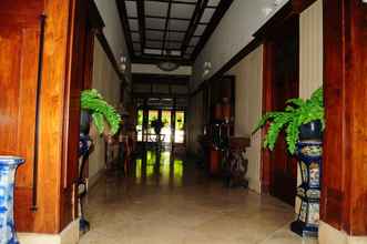 Luar Bangunan 4 Teras Solo Syariah Guest House 