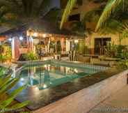 Swimming Pool 6 Cocco Resort