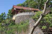 Exterior Stairway To Heaven Bungalow & Restaurant Amed