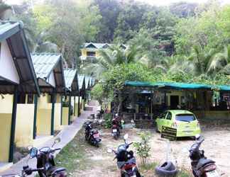 Bangunan 2 Island Lodge