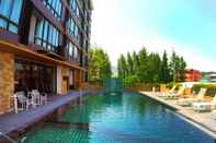 Kolam Renang CA Hotel and Residence Phuket