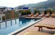 Swimming Pool 2 Elegancy Sansabai Hotel