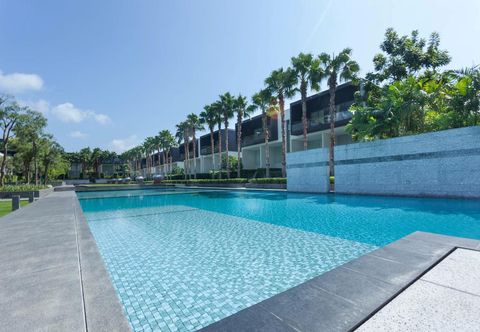 Swimming Pool Baan Yamu Residences