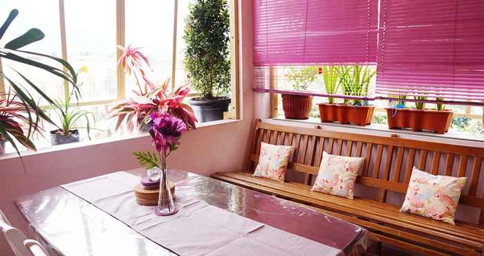 ร้านอาหาร Rumah Camelia (Family/Female/Group Booking Only)