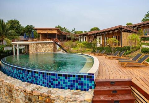 สระว่ายน้ำ To the Sea The Resort Koh Kood