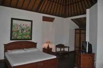 Bilik Tidur 4 Enjung Beji Resor Bali 