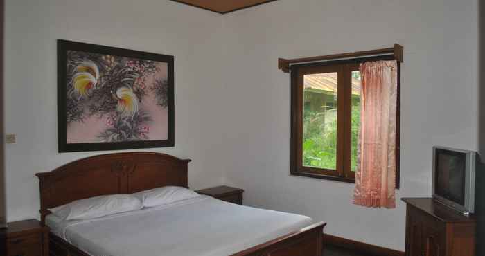 Bedroom Enjung Beji Resor Bali 