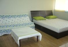 Bedroom 2 Poppular Palace Don Mueang Bangkok