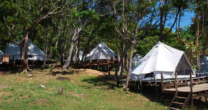 Bên ngoài Cliff Cottage