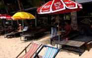 Bar, Kafe, dan Lounge 3 Yu Yu Gloden Beach Resort