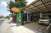 Bangunan d'Madinah Guest House Gentan (Syariah)