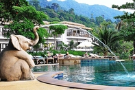 Swimming Pool Siam Beach Resort