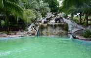 Kolam Renang 7 Bu-Ngasari Resort