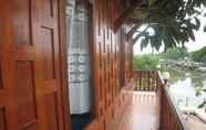 Kamar Tidur 6 Rueanmalai Homestay