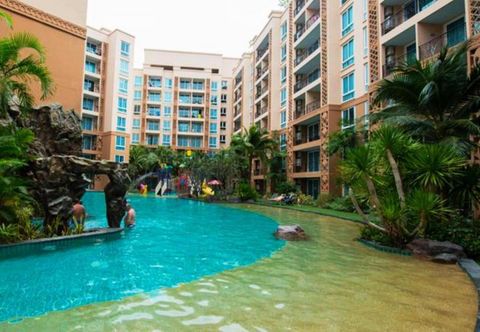 スイミングプール Atlantis Condo Resort Pattaya by Panissara