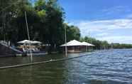 Hồ bơi 7 River Marina Resort