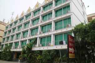 Diamond Sweet Hotel, THB 680.94