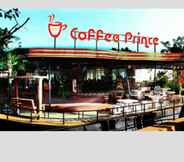 Bar, Cafe and Lounge 3 Grace Ilint Resort