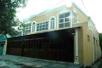 Bangunan 4 OYO 3810 D'yolland Exclusive Kost & Guesthouse Syariah