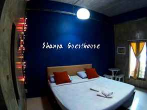 Kamar Tidur 4 Shanya Guesthouse