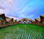 Exterior 4 Rice Farm Villa