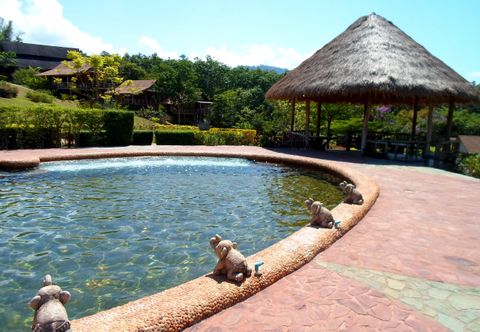 游泳池 The Cliff & River Jungle Resort