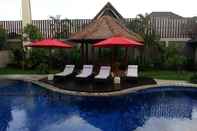 Swimming Pool Villa Tantri