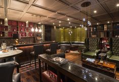 Quầy bar, cafe và phòng lounge 7 Makati Diamond Residences