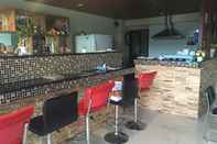 Bar, Kafe dan Lounge Ratchaporn Place