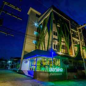 Orchid Residence Nakhon-Si Thammarat1 , 飯店ท่าน้ำศรีชัน